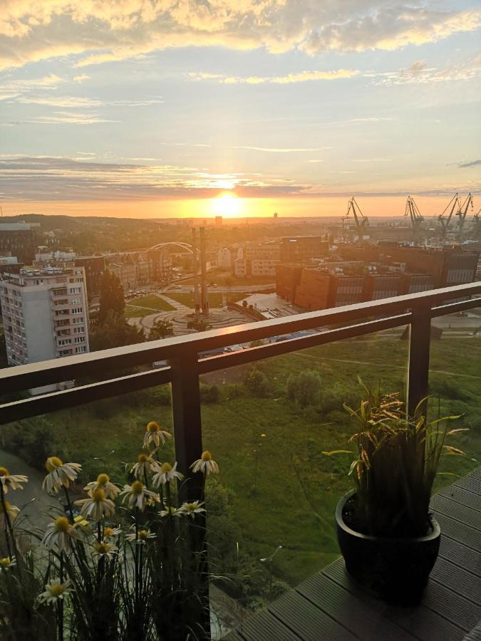 Walowa Tower Apartments Gdańsk Eksteriør bilde